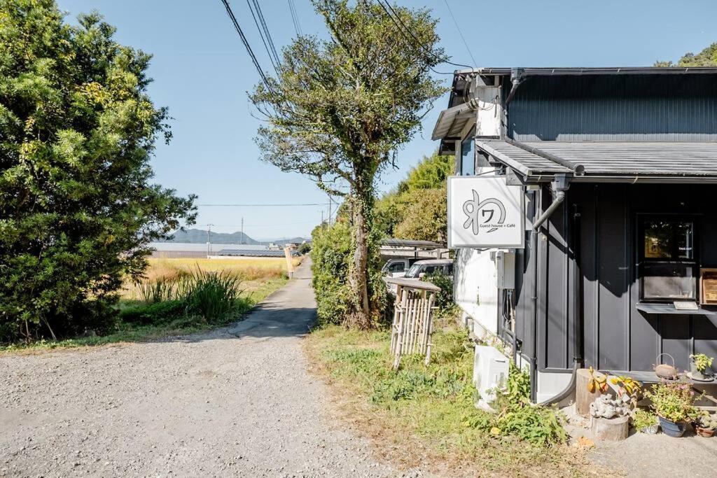 ゲストハウス+カフェわ　１日１組限定！ 築１００年の農家の古民家で宿泊体験、薪でお風呂沸かせます。焚き火もできます。 Kannami Екстер'єр фото